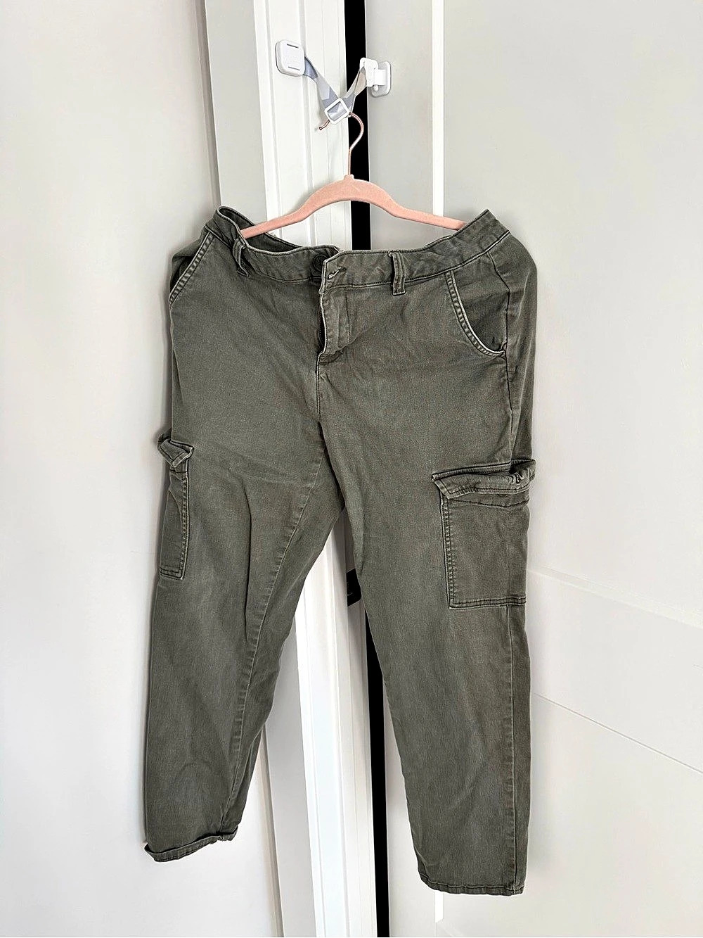 1822 Denim Cargo Trousers in Green Size 10
